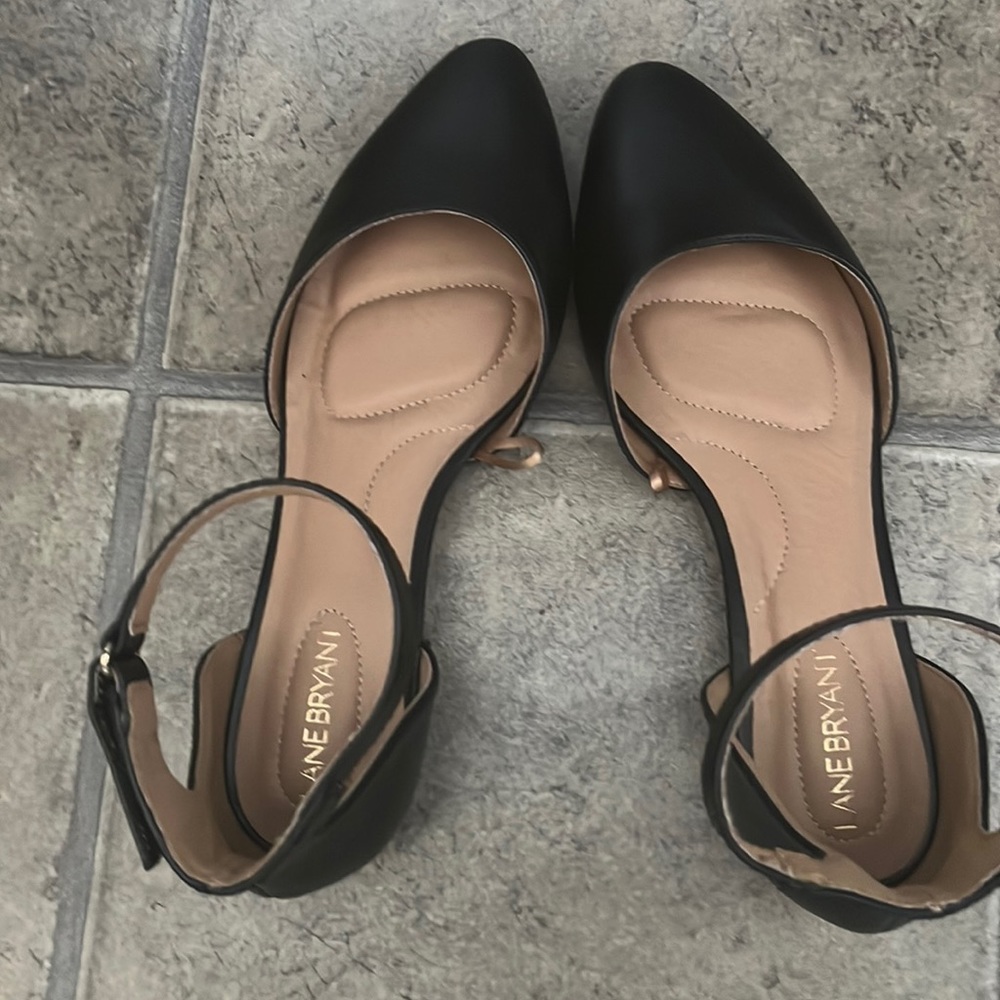 NWOB Lane Bryant wide flats
